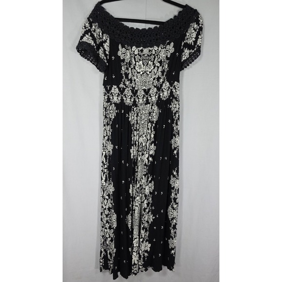 Soft Surroundings Dresses & Skirts - Soft Surroundings Maxi Dress Small Black White Floral Crochet Detail Boho S